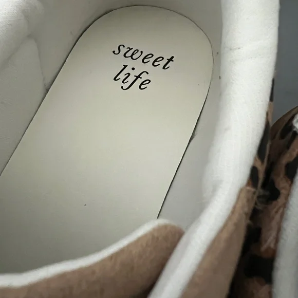 Leopard Print Women's Sneakers - Picture 2 of 4